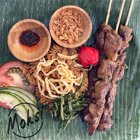 Nasi Goreng met Kipsaté