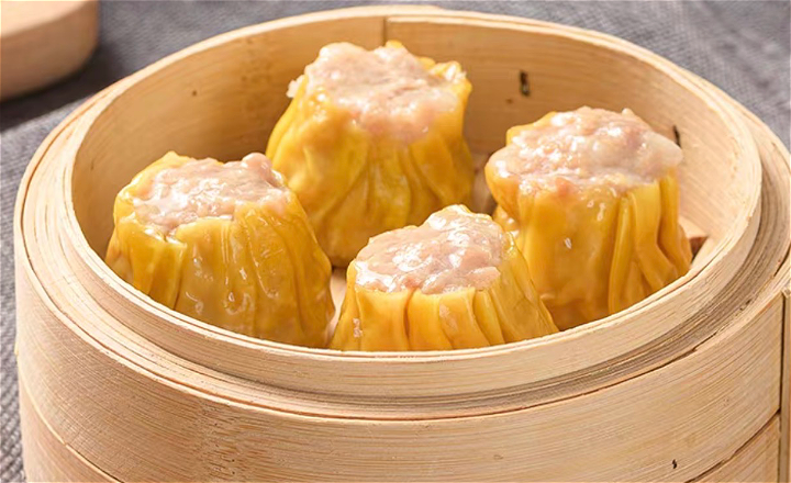 Gestoomde siu mai