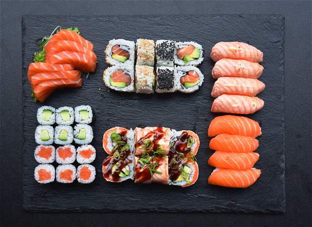 Salmon BOX for 2 (42 pieces)