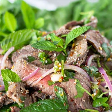nua nam tok- beef salade 