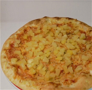 5. Pizza Ananas