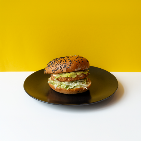 Guru avocado burger 