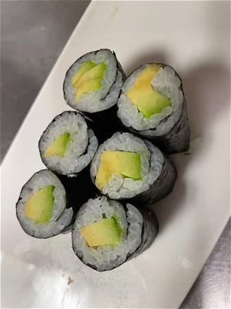 Avocado Maki (6ST)