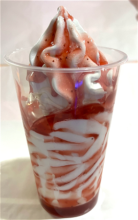 Beker strawberry softijs 