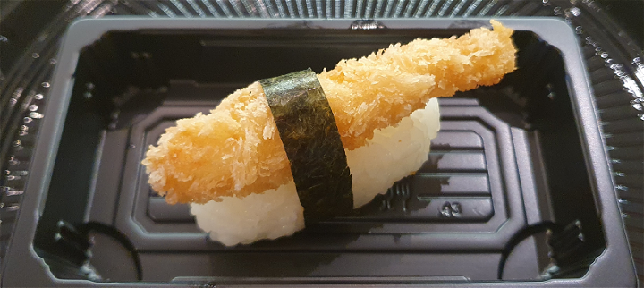 Gebakken garnaal nigiri (2ST)