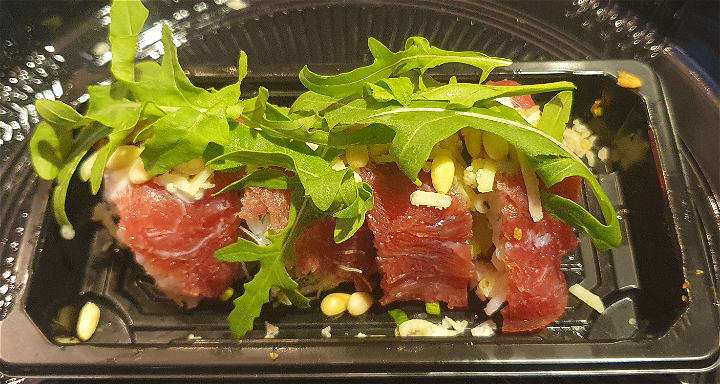 Carpaccio roll