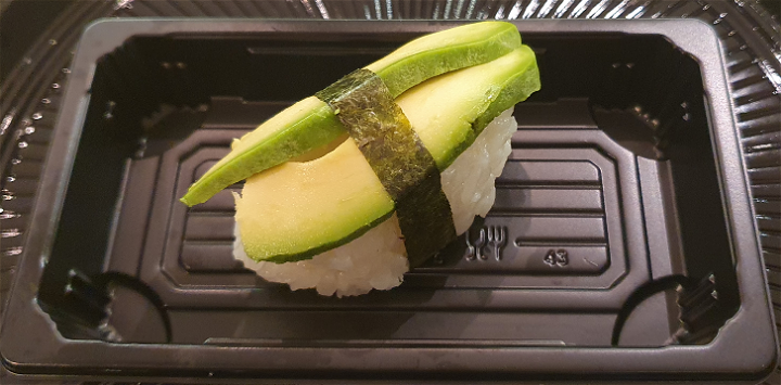 Avocado nigiri