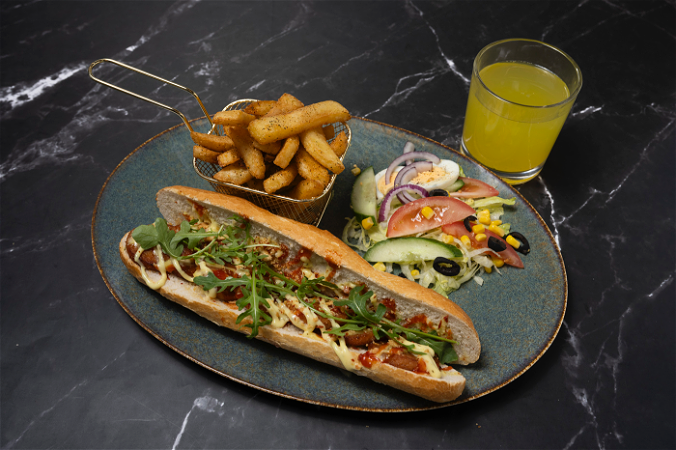 Baguette Harry’s Grillworst Menu