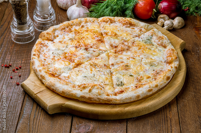 Pizza quattro formaggi