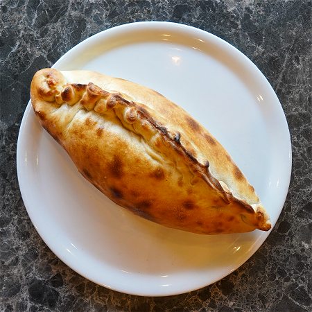 Pizza calzone speciaal