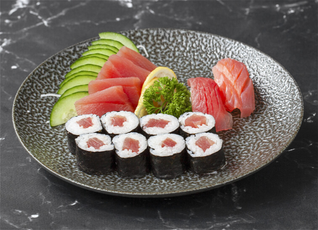 Maguro sushi en sashimi box 2