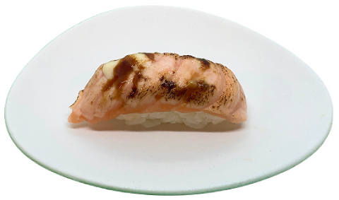 Flamed salmon nigiri (2pcs)