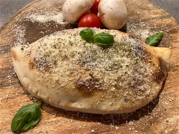 Calzone All Bolognese