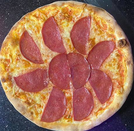 Pizza salami