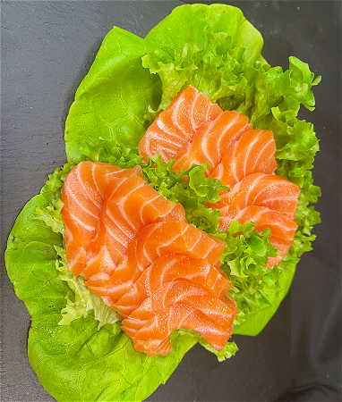 Salmon sashimi large 