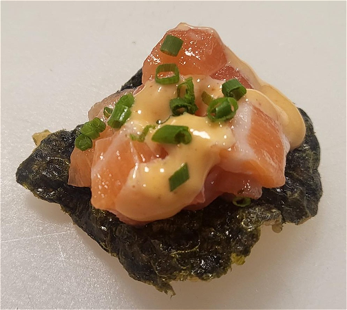Crispy salmon wasabi cracker