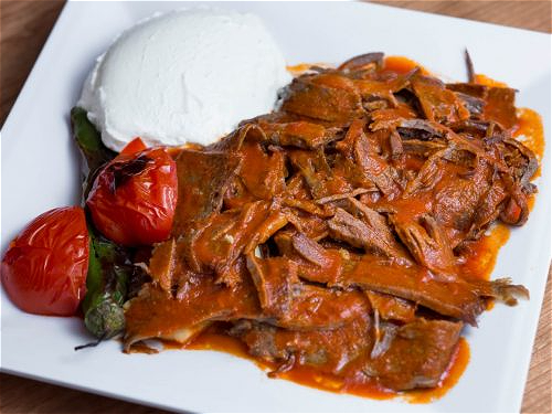 (64) Iskender kebabschotel