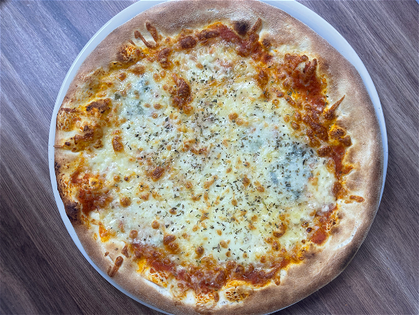 Pizza Quattro Formaggi