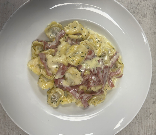Tortellini alla panna