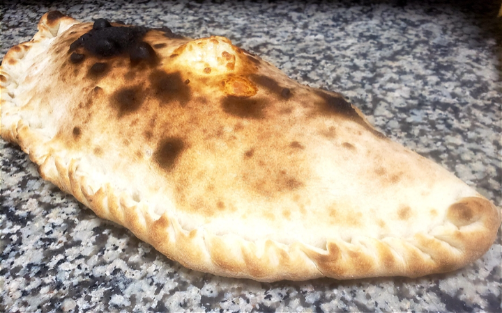 Calzone Tonno