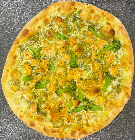 Pizza Kip Pesto