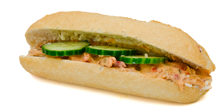 Broodje Javaanse kip salade