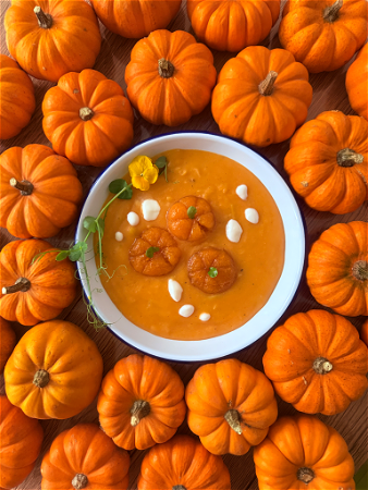 Zupa Dyniowa z grzankami 