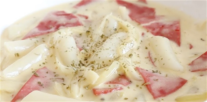 Korean Topokki Carbonara with Fishcake 