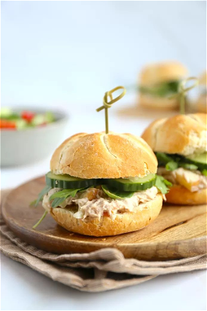Broodje Tonijn salade