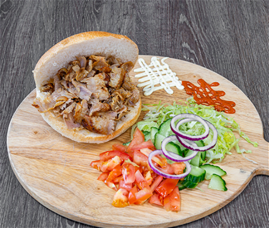 Groot brood met kalfs- Döner