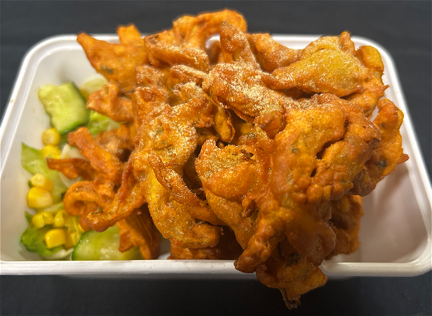 Onion Bhaji (pakora)
