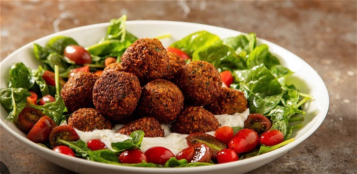 Falafel schotel