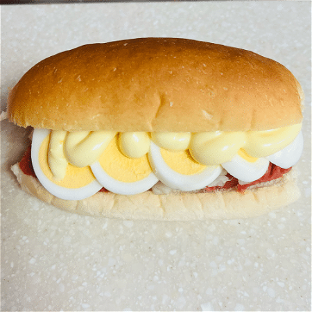 Broodje tartaar speciaal