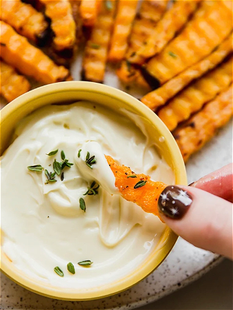 Zig zag patat+ salsa cheese dip