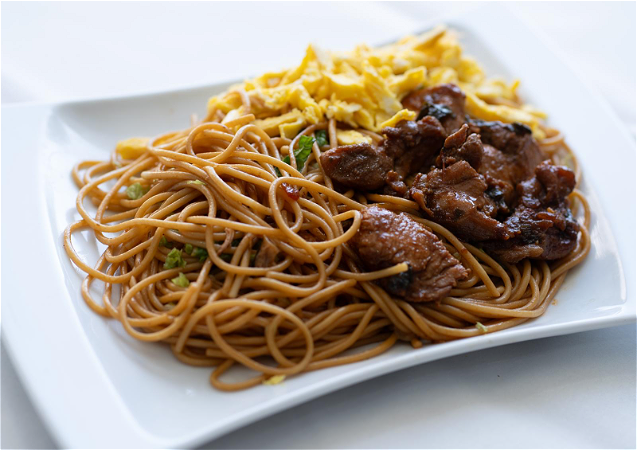 Bami Kipfilet/Kippendij