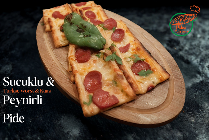 Sucuklu peynirli pide