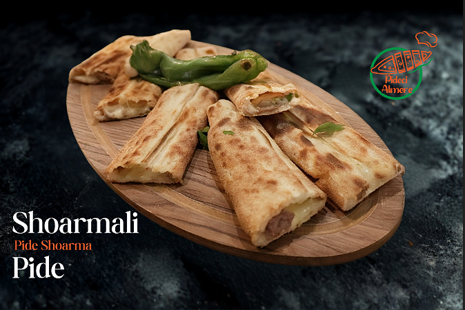 Shoarmali pide