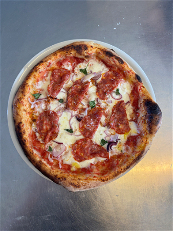 Pizza spianata piccante