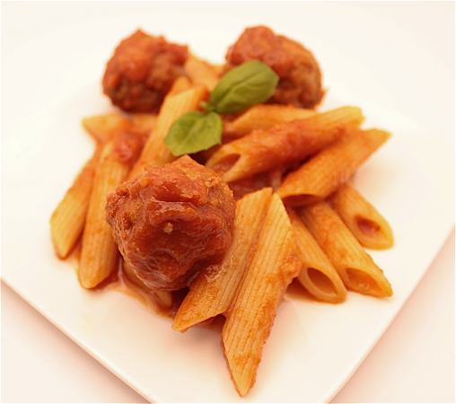 Pasta met gehaktballen in tomatensaus (150gr)