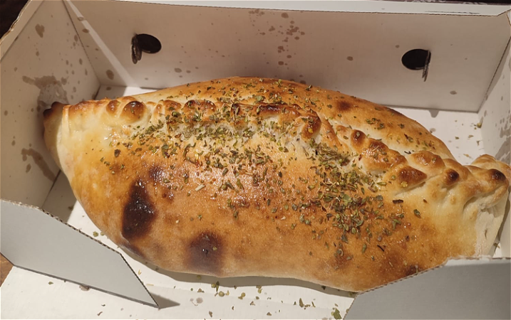 Pizza Calzone KipDoner