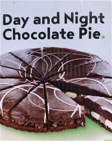 Day and night chocolate pie