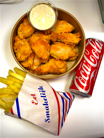 12 hot wings met special