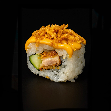 Crispy onion chicken roll