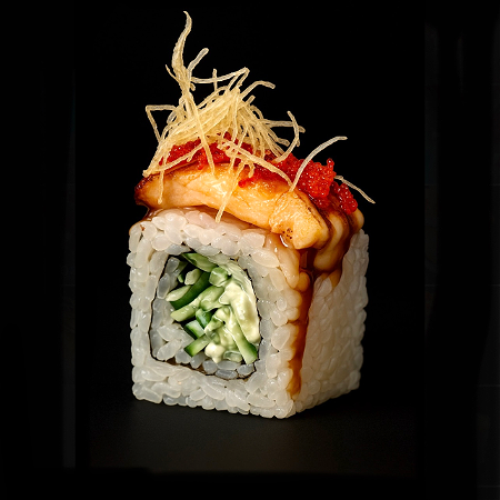 Flaming sake cheese maki
