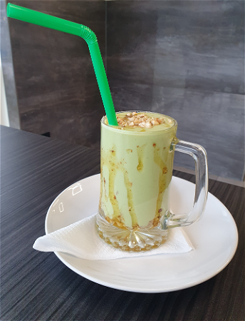 Avocado/melk/honing/noten