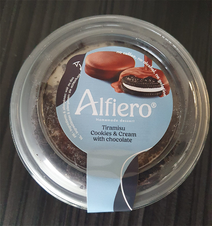 Tiramisu Cookies & Cream  with chocolate