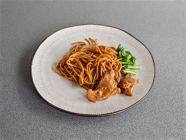 Bami ketjap kipfilet 