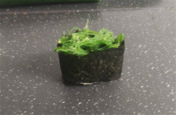 Chuka Wakame Gunkan