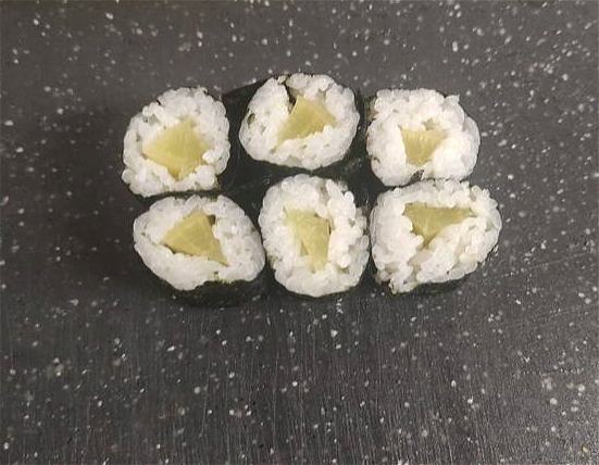 Oshinko Maki (6 Stuks)