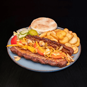 Adana kebab schotel